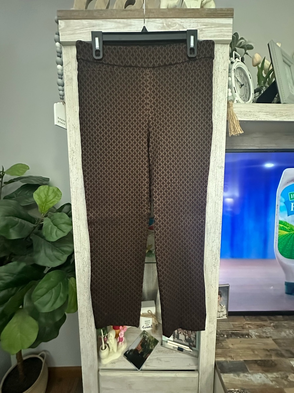 Chico's Brown Geometric-Print Cropped Pants
